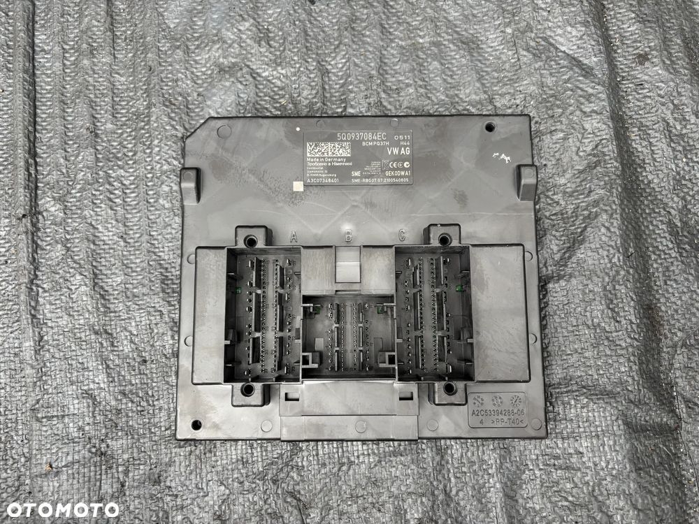 Vw Tiguan II 5NA moduł sterownik komfortu 5Q0937084EC