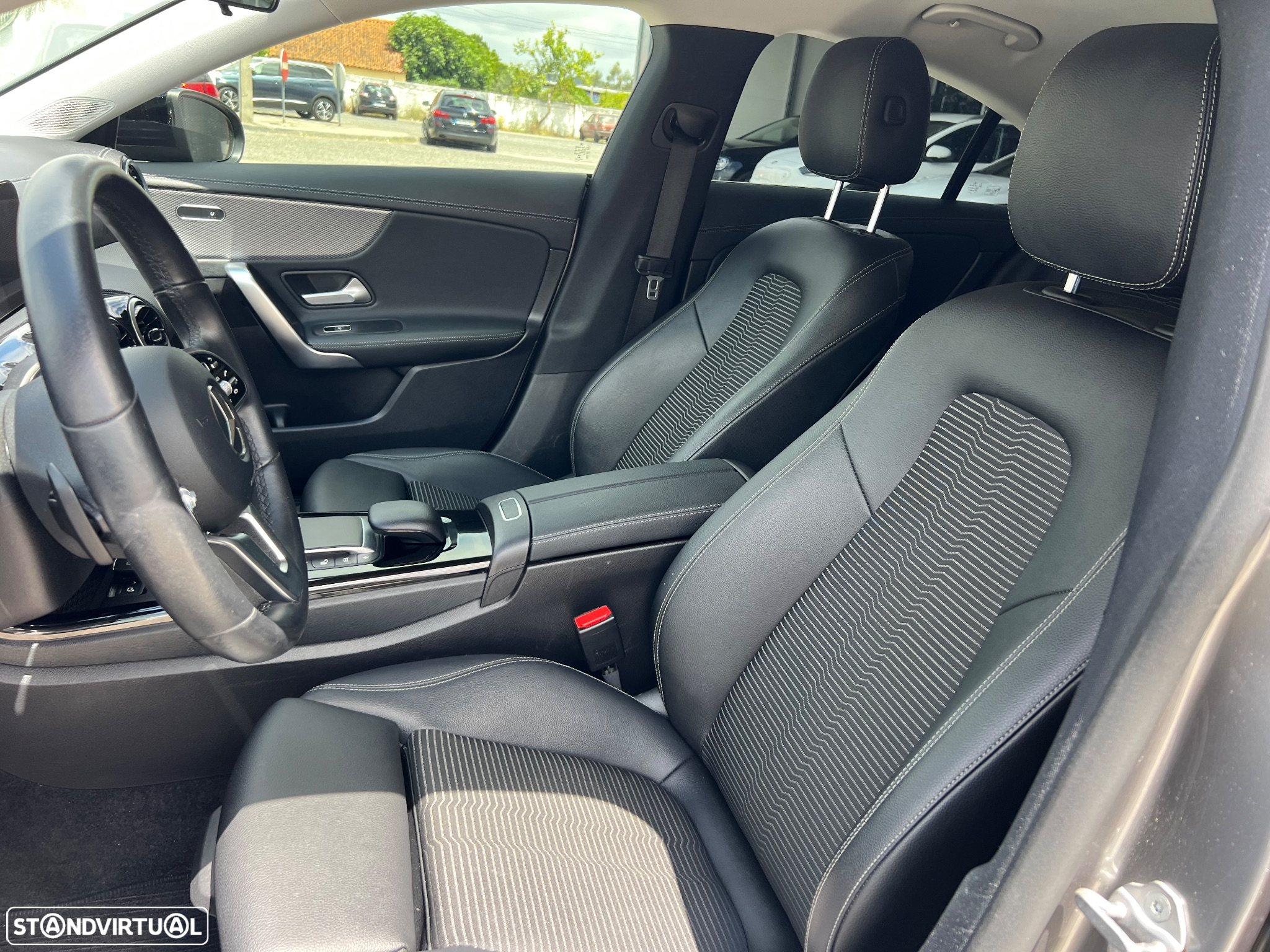 Mercedes-Benz CLA 180 - 15
