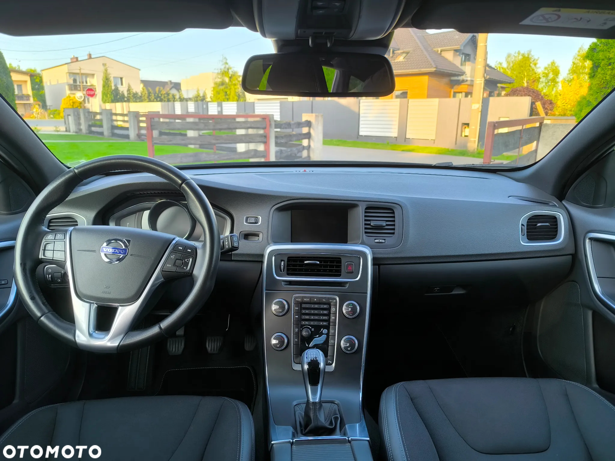 Volvo V60 Cross Country D3 Momentum - 15