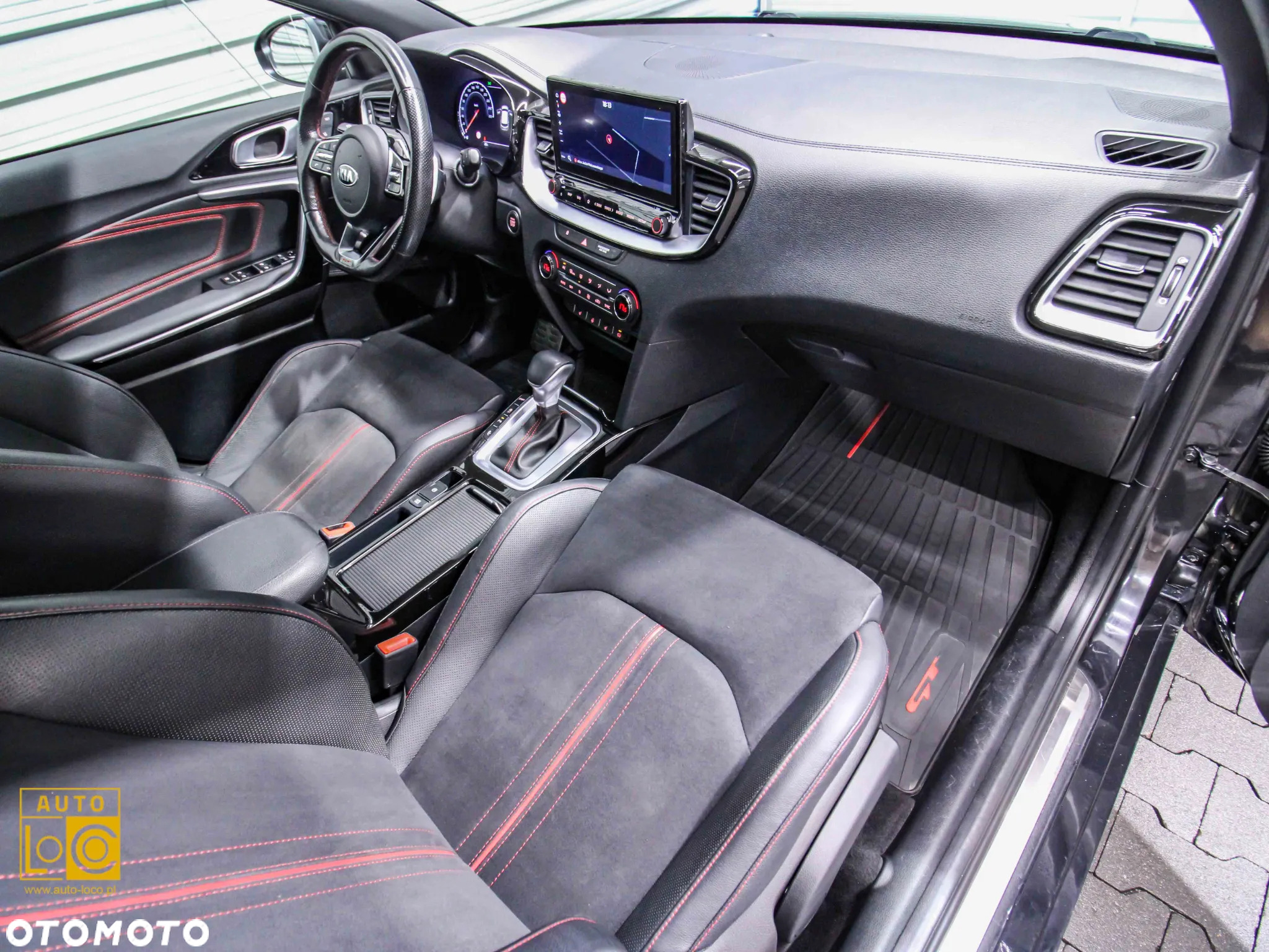 Kia ProCeed 1.6 T-GDI GT DCT - 9