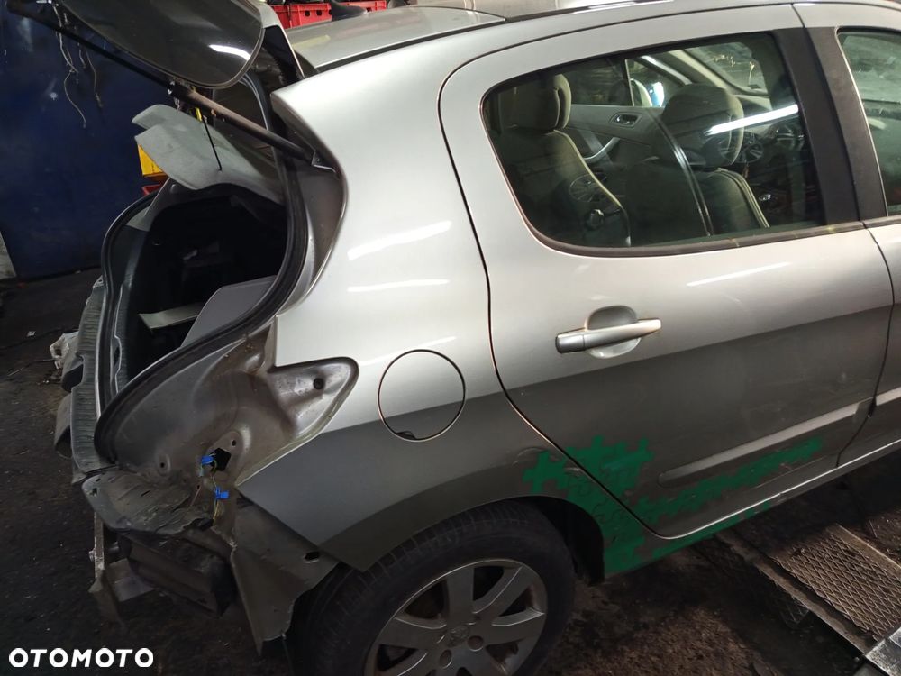 BŁOTNIK TYLNY PRAWY PEUGEOT 308 T7 HB 07- KOD KOLORU ETSC - 1