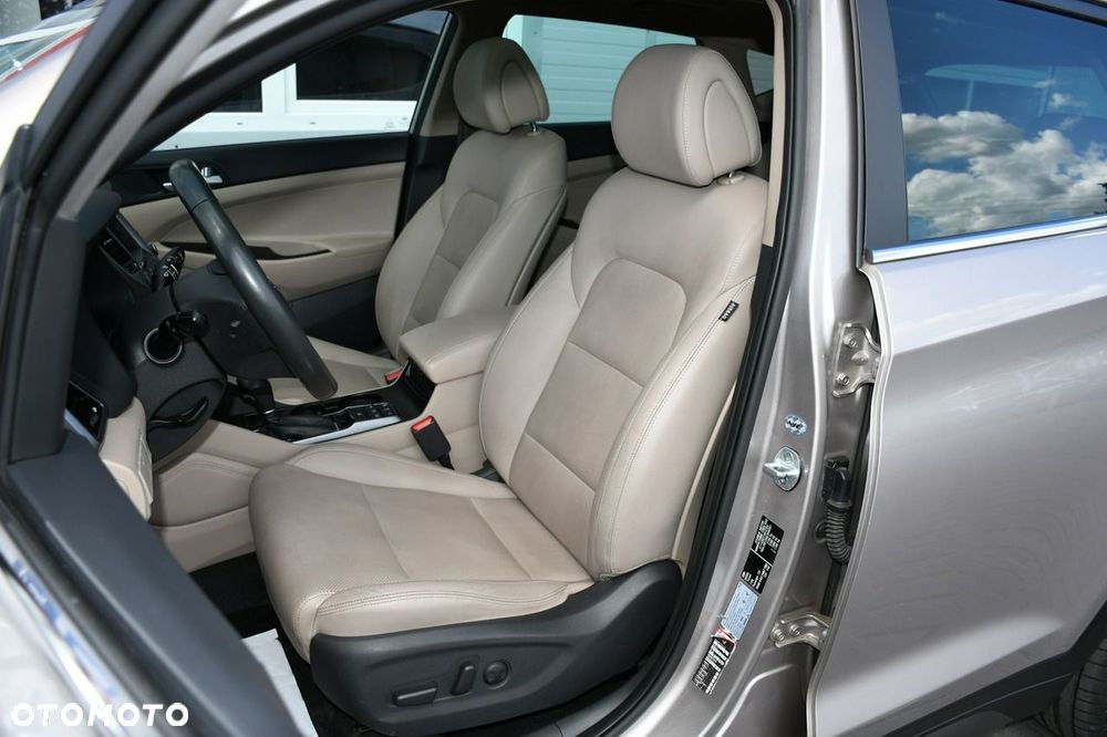 Hyundai Tucson 1.6 Turbo 4WD DCT Premium - 24