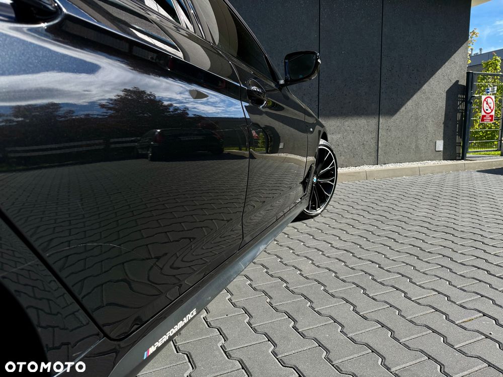 BMW Seria 5 530i xDrive M Sport sport - 18