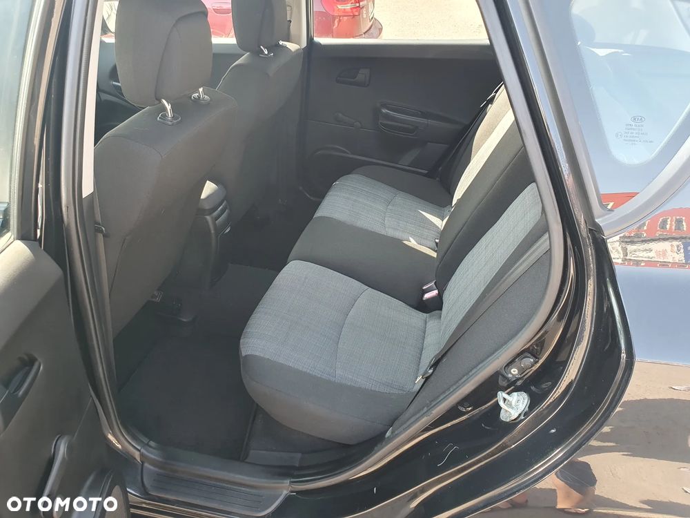 Kia Ceed 1.4 CVVT Attract - 6