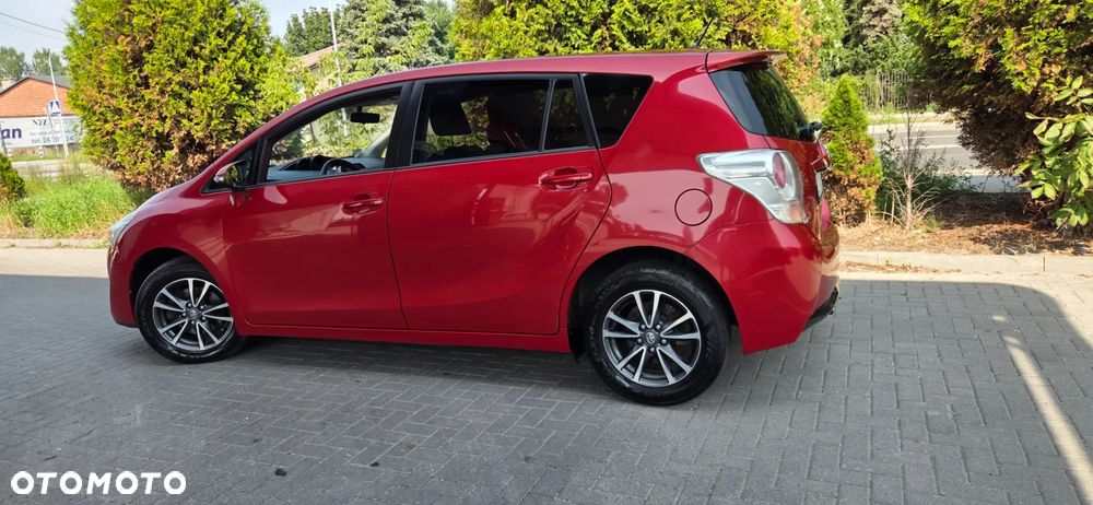 Toyota Verso 2.0 D-4D 5-Sitzer Executive - 9