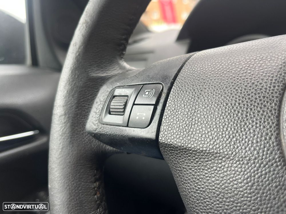 Opel Astra GTC 1.3 CDTI - 17