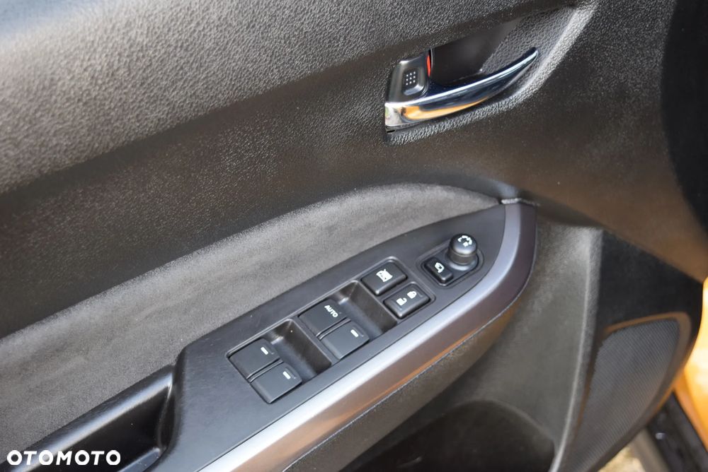 Suzuki Vitara - 20