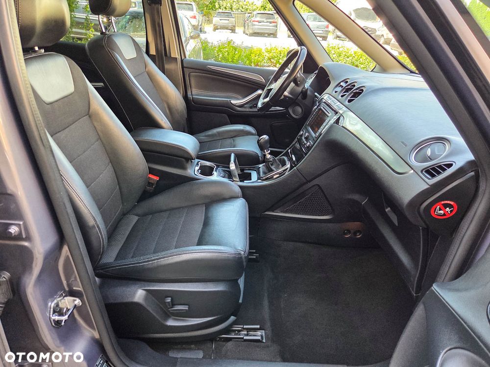 Ford Galaxy 2.0 TDCi Titanium - 11