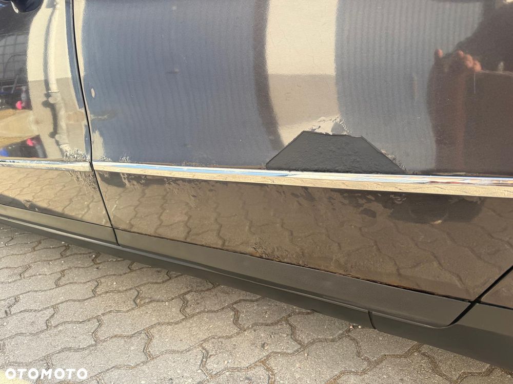 Volkswagen Passat 2.0 TDI Highline - 14