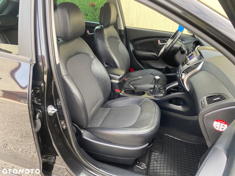 Hyundai ix35 2.0 Premium 2WD - 22