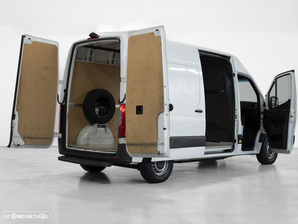 Mercedes-Benz E-SPRINTER - 5
