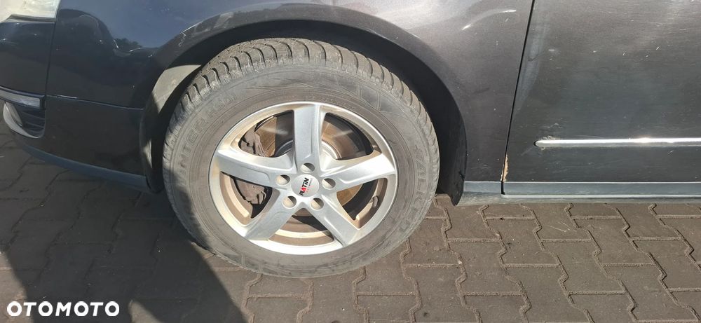 Passat B6 kombi 2,0 TDI na części - 6