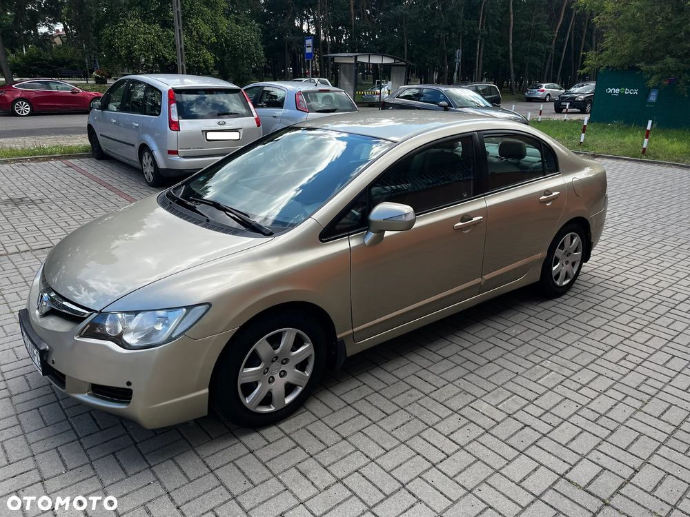 Honda Civic 1.8 Comfort - 2