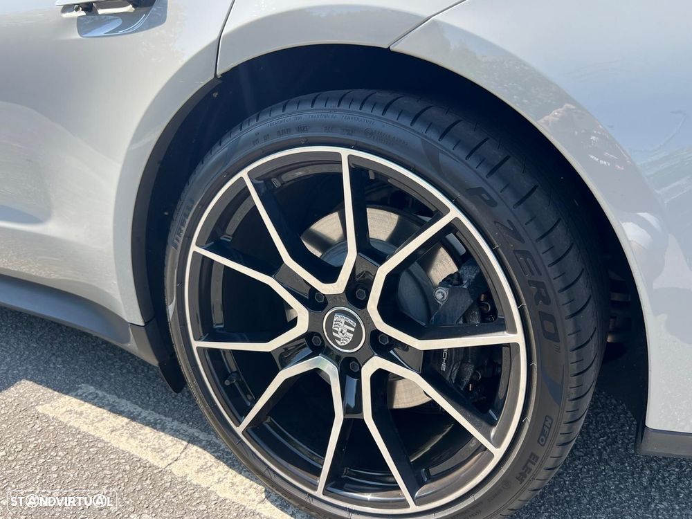 Porsche Taycan Standard - 6