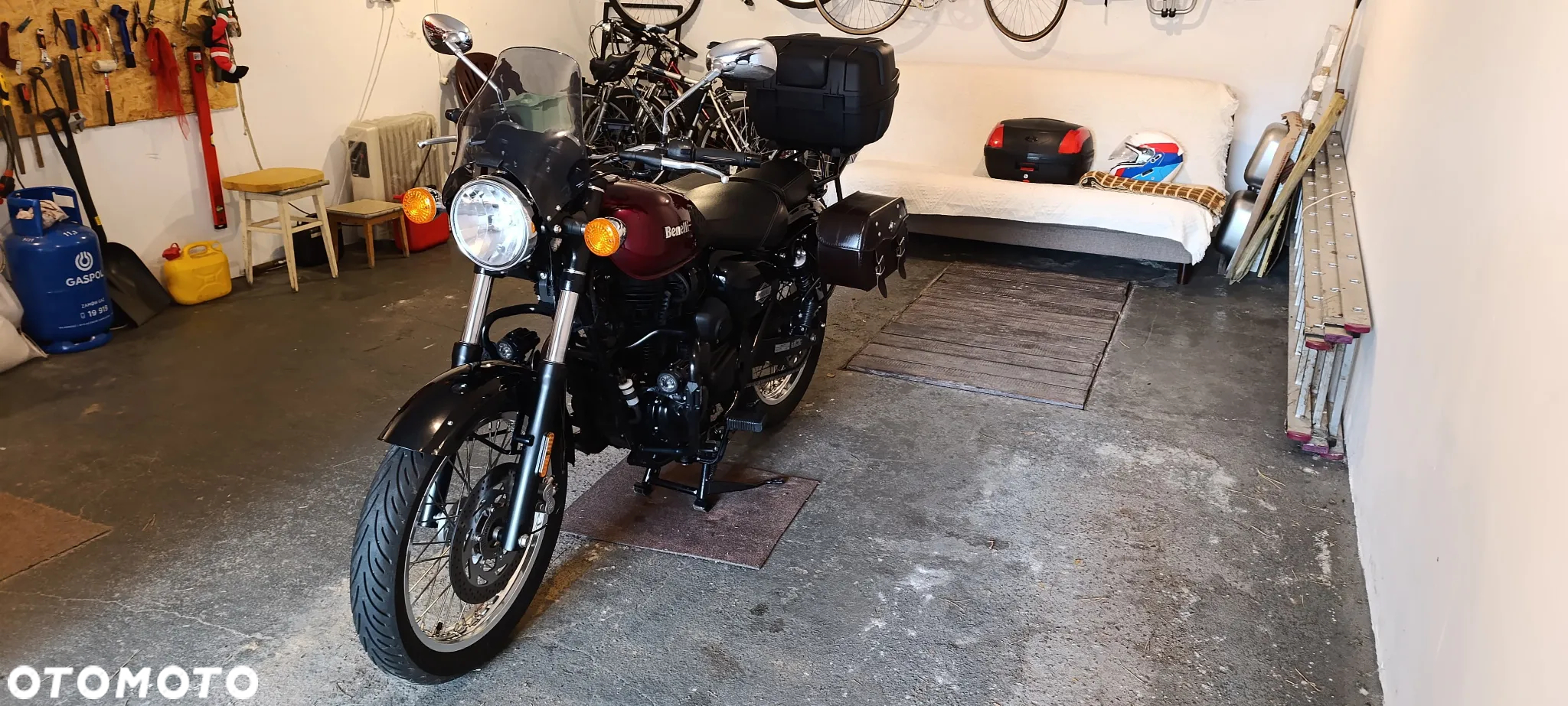 Benelli IMPERIALE 400 - 12