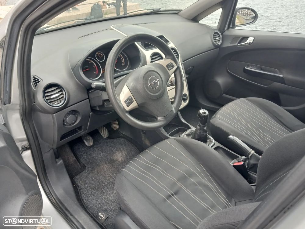 Opel Corsa 1.3 CDTI Enjoy EcoFLEX - 12