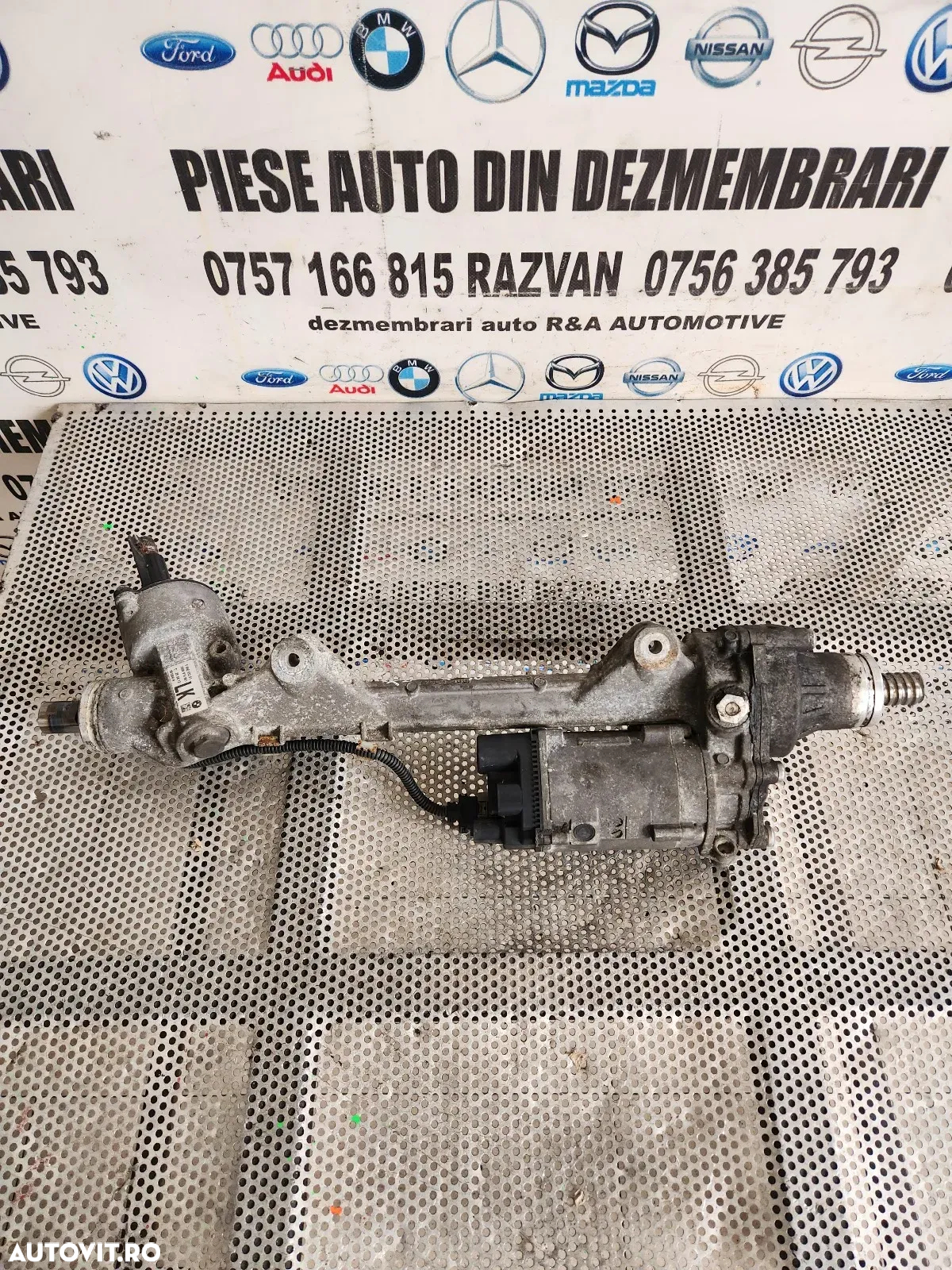 Caseta Directie Bmw F30 F31 F32 F33 F34 F36 Volan Stanga Europa Cod - 4