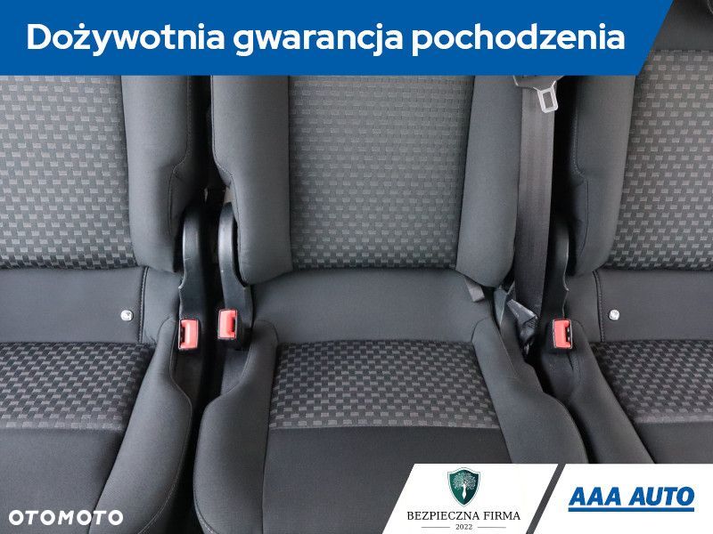 Ford Tourneo Custom - 11