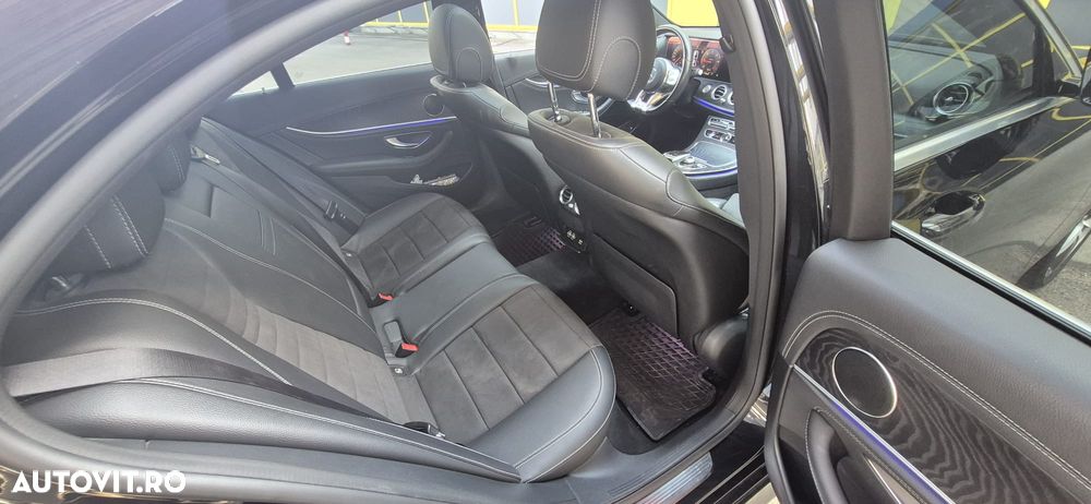 Mercedes-Benz E - 9