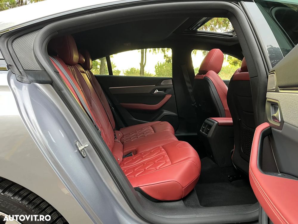 Peugeot 508 BlueHDi 180 EAT8 GT - 11
