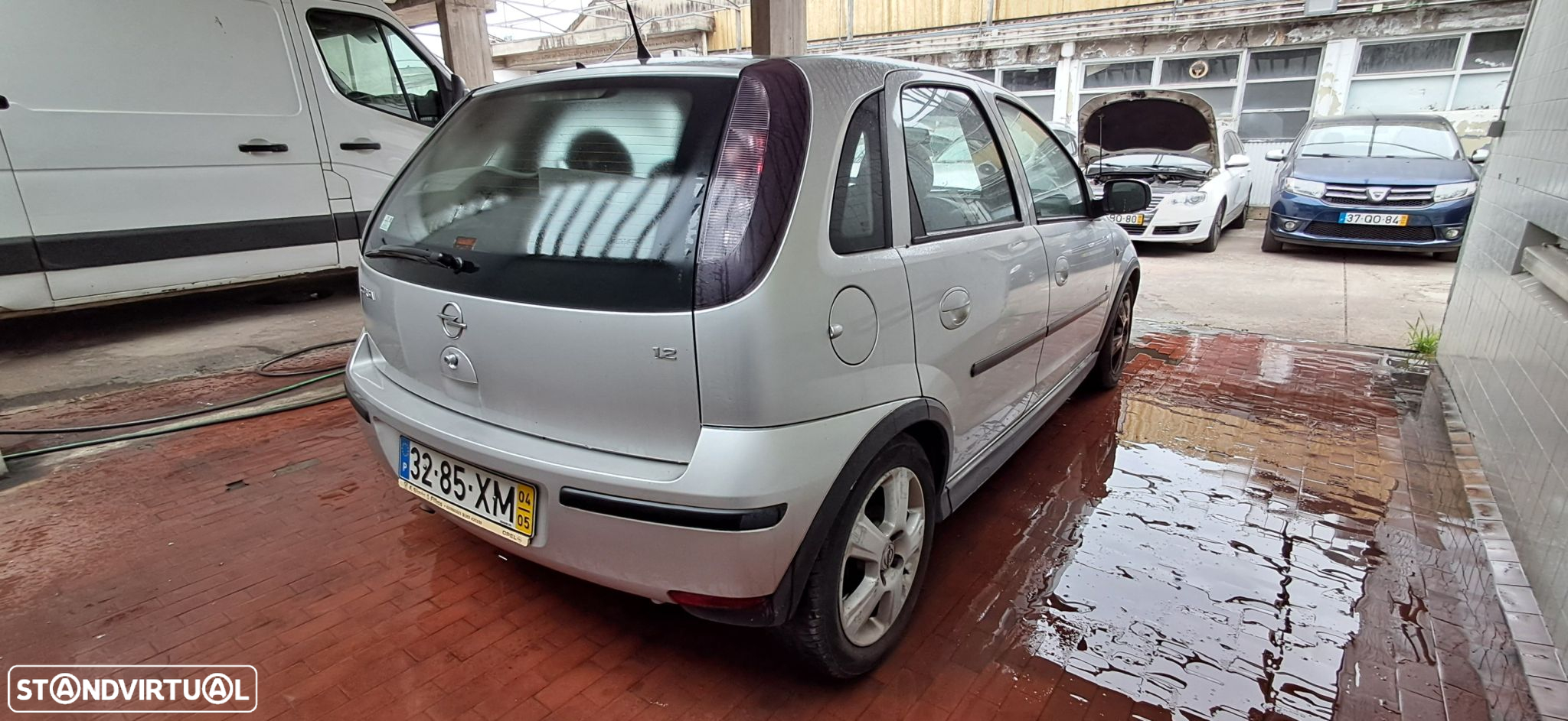 Opel Corsa 1.2 16V Cosmo - 12
