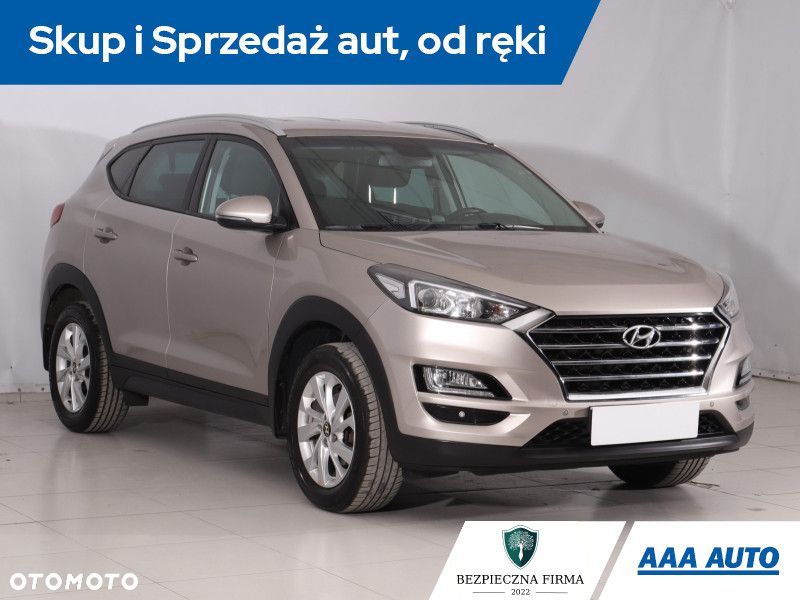 Hyundai Tucson - 2