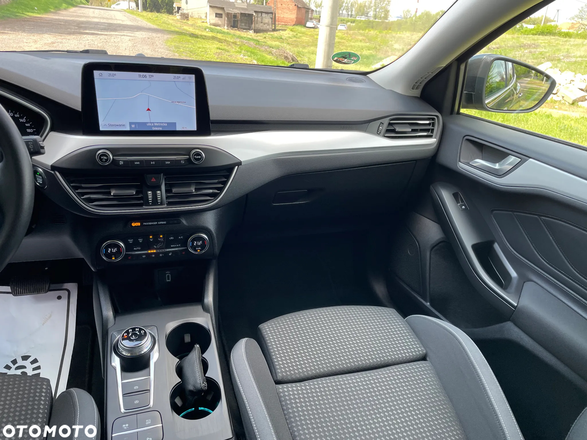 Ford Focus 1.5 EcoBlue Start-Stopp-System TITANIUM - 22