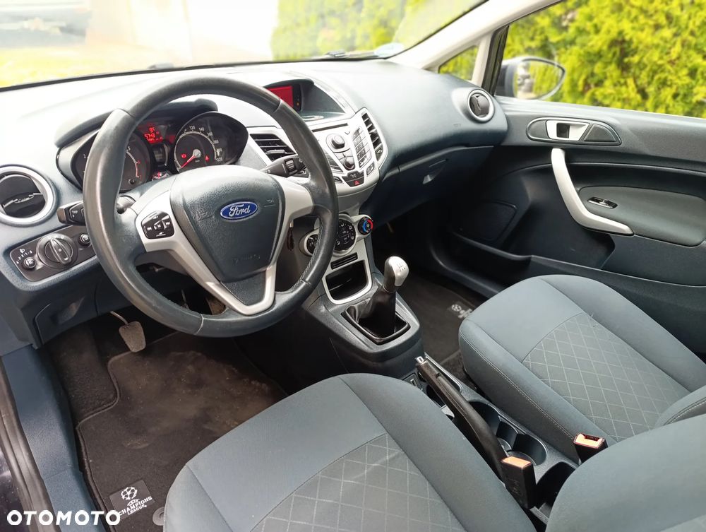 Ford Fiesta 1.25 Champions Edition - 22