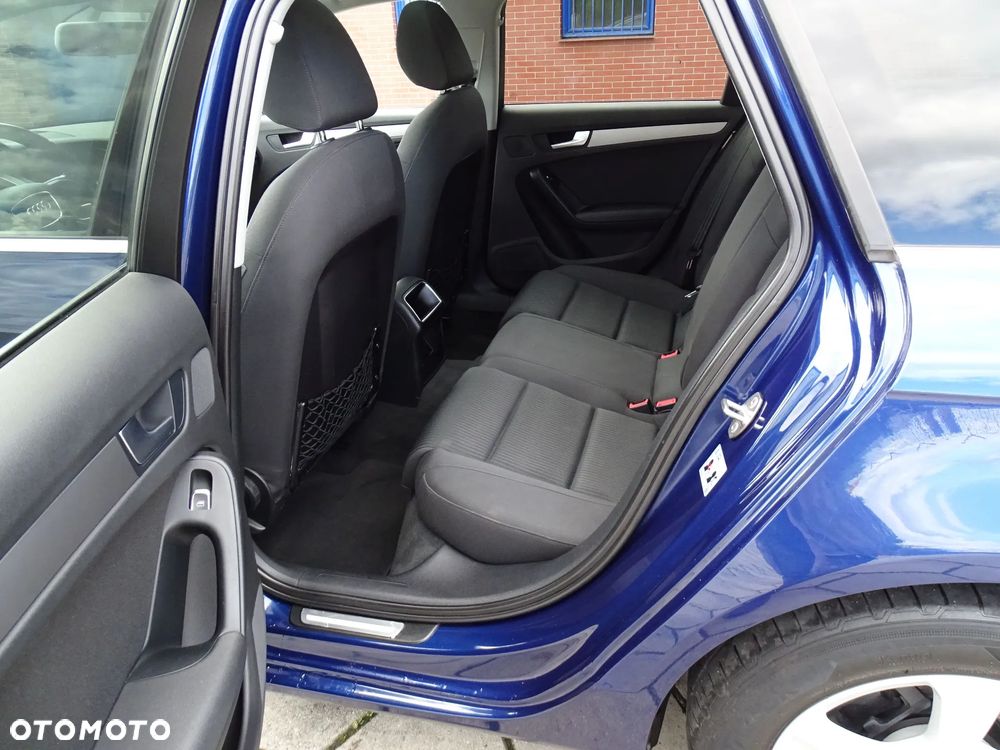 Audi A4 Avant 2.0 TDI Limited Edition Multitr - 22