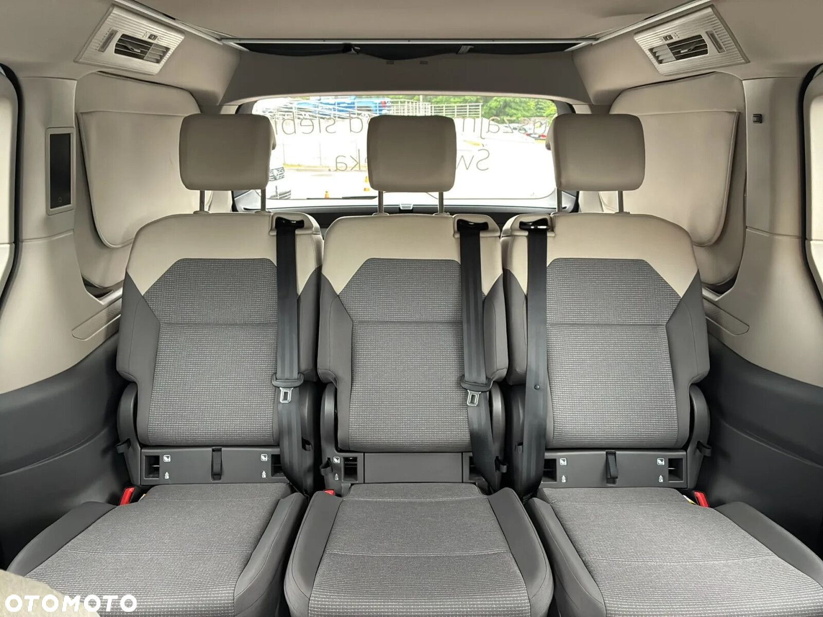 Volkswagen California - 16