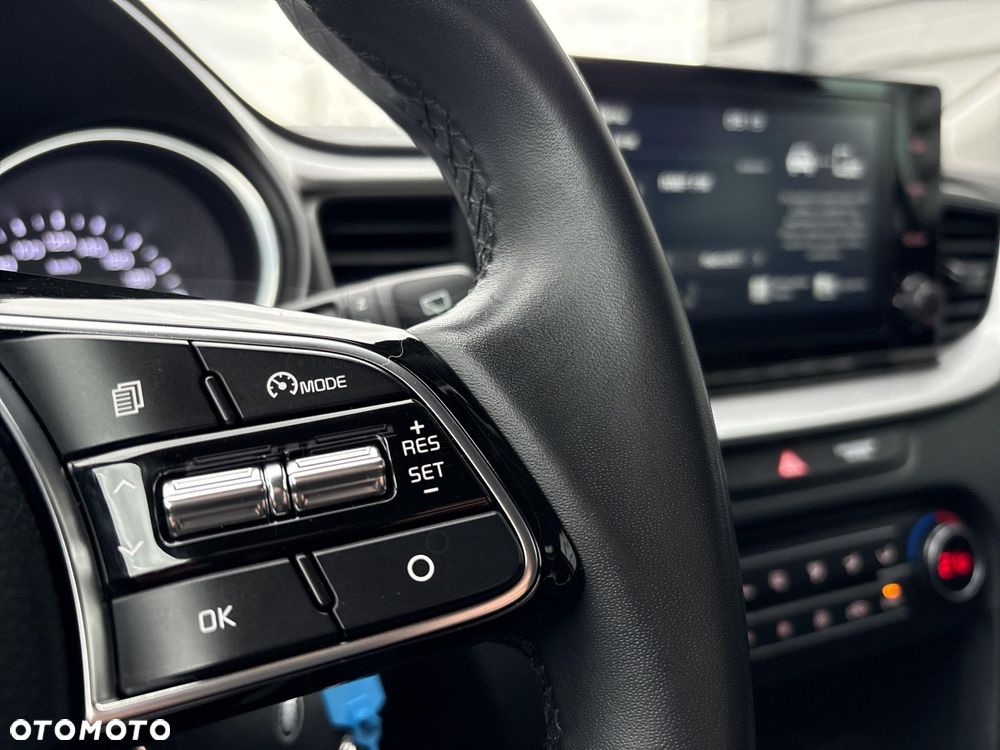 Kia XCeed 1.5 T-GDI M - 19