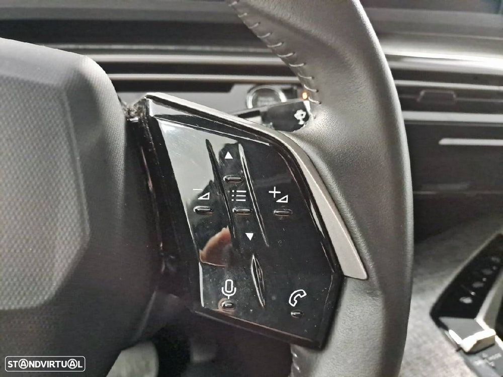 Peugeot 3008 1.2 Hybrid Allure e-DCS6 - 15