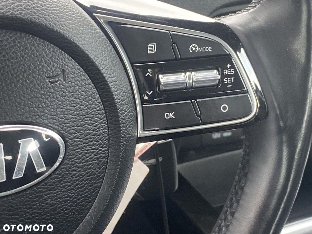 Kia Ceed - 12