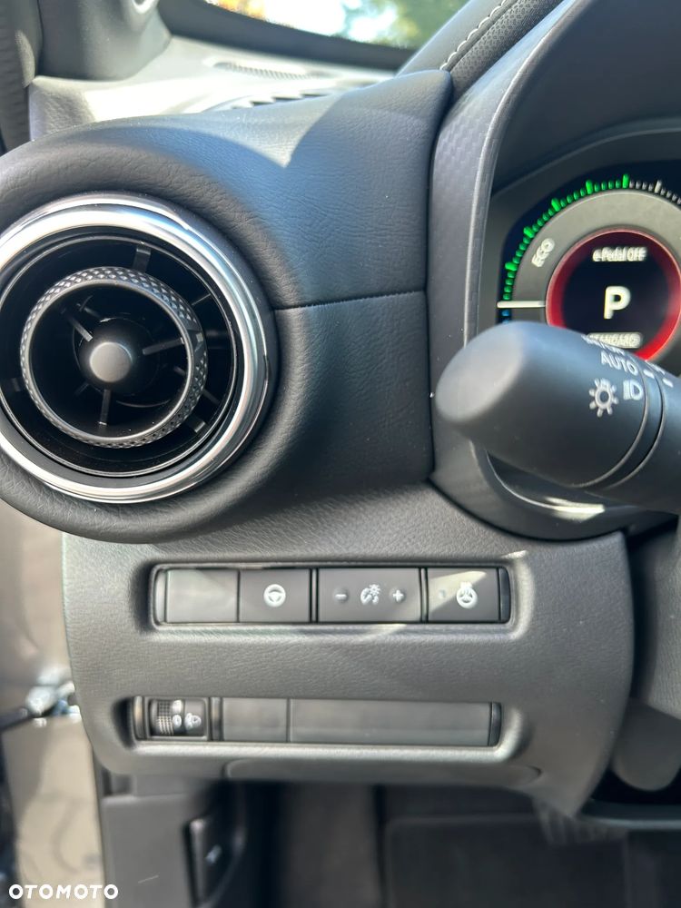 Nissan Juke 1.6 Hybrid N-Connecta AMT - 24