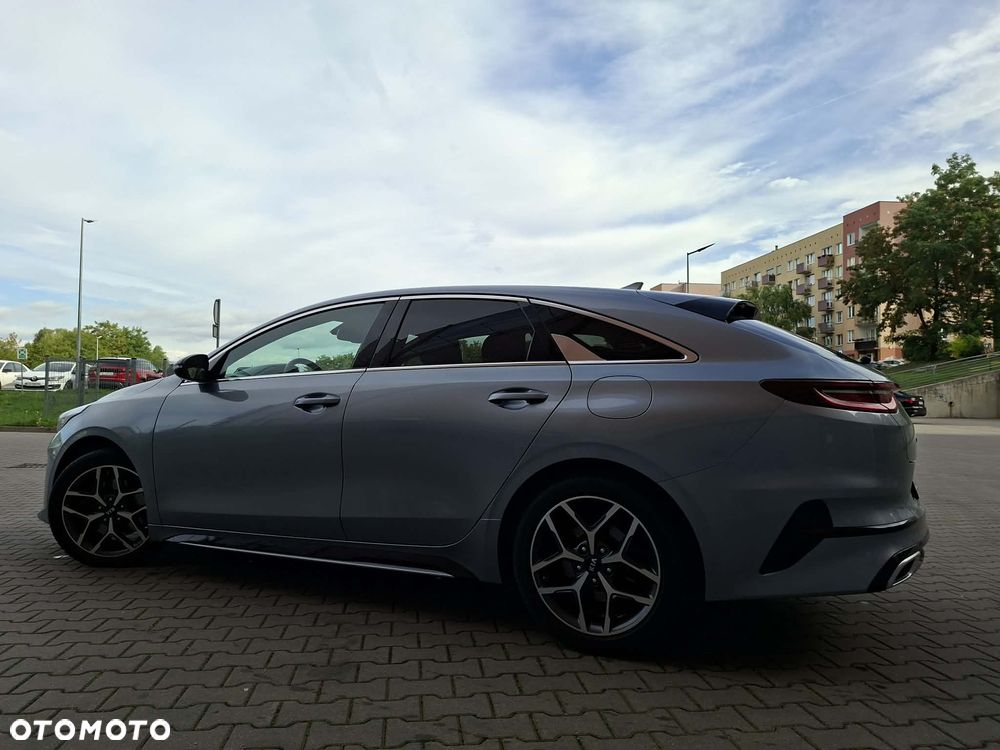 Kia ProCeed 1.4 T-GDI GT Line - 24