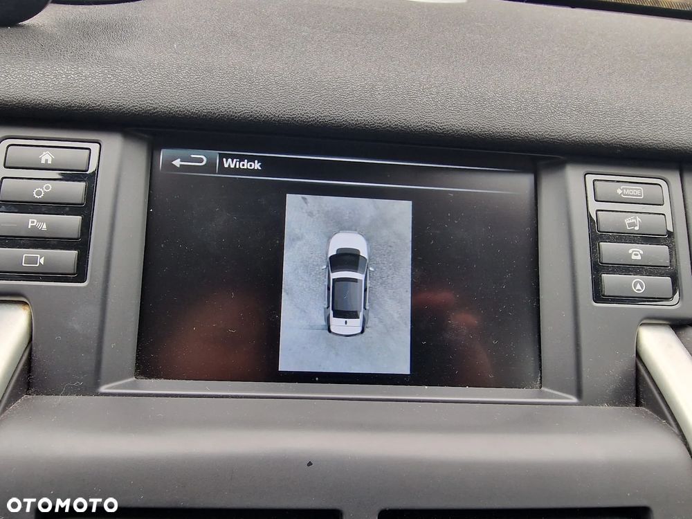 Land Rover Discovery Sport 2.0 TD4 HSE - 28