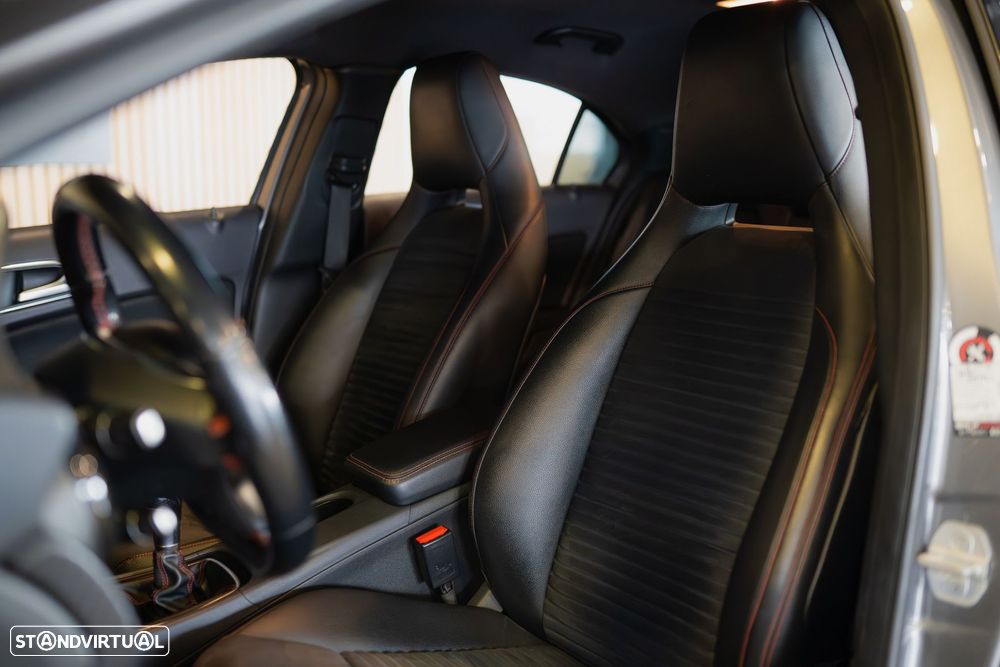 Mercedes-Benz A 180 CDI AMG Line - 4