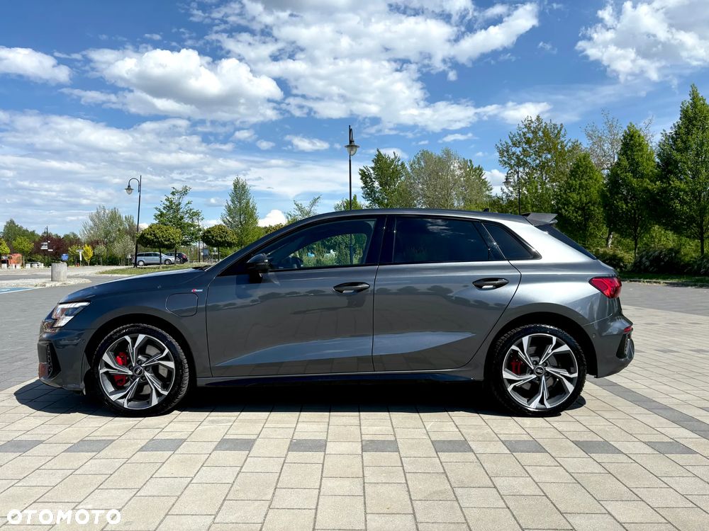 Audi A3 Sportback - 3