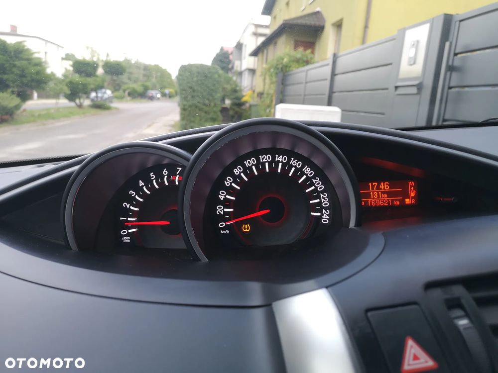 Toyota Verso 1.8 Prestige 7os EU6 - 9