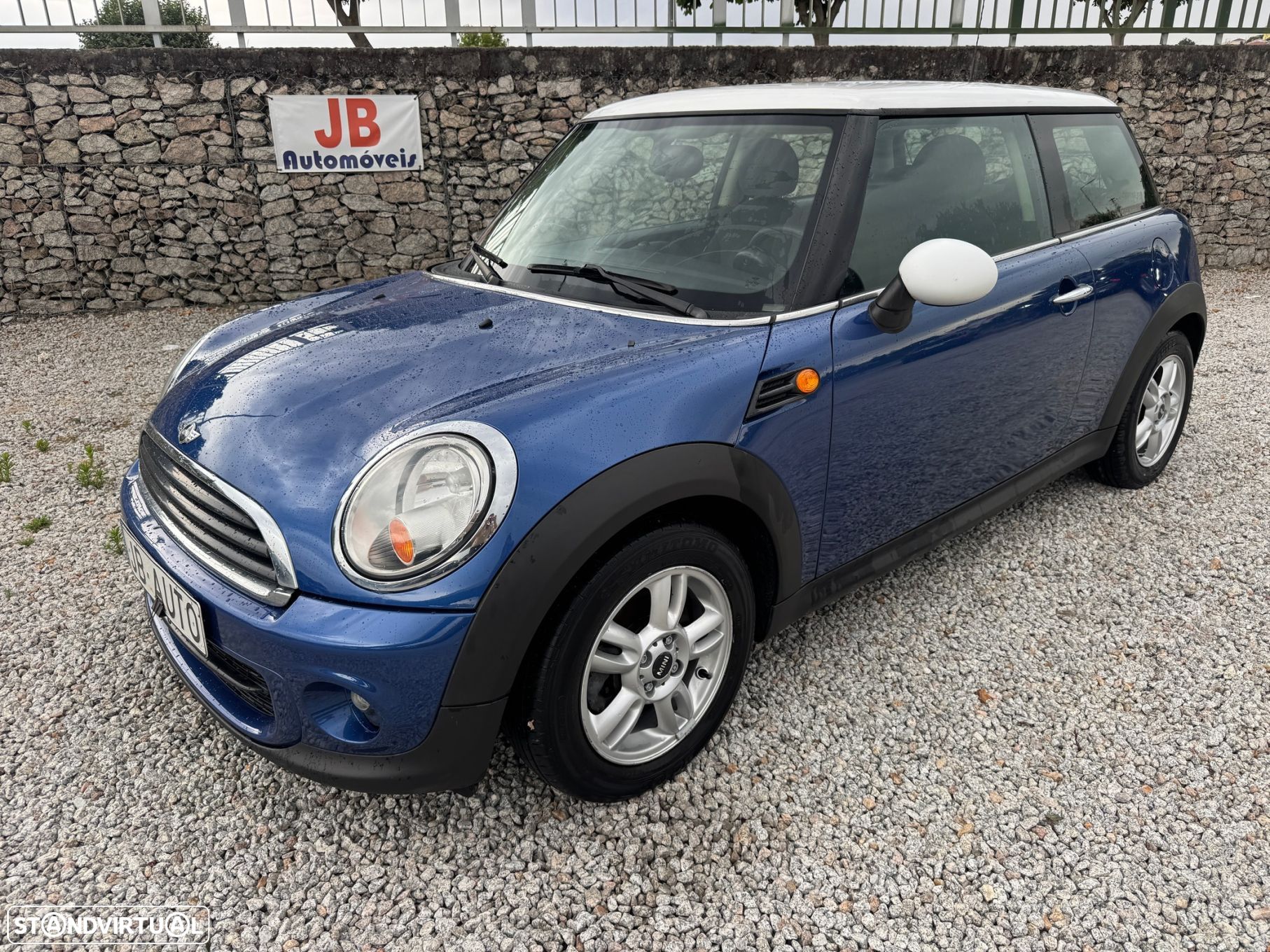 MINI 3 Portas One D - 1