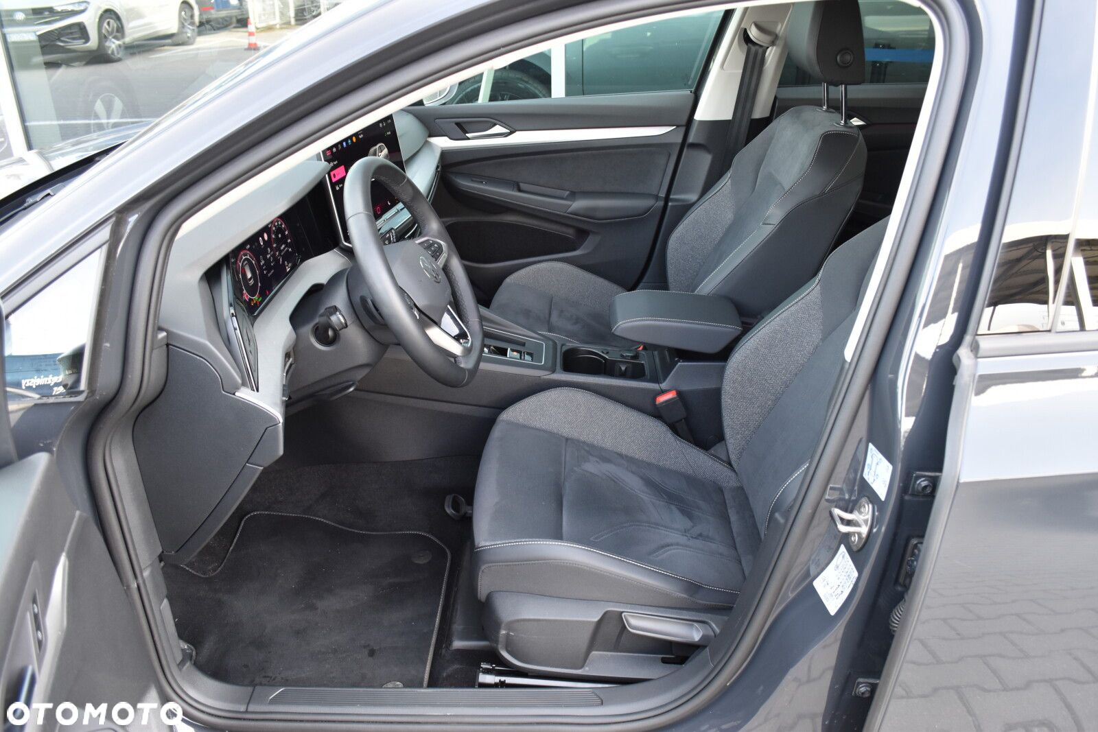 Volkswagen Golf - 9