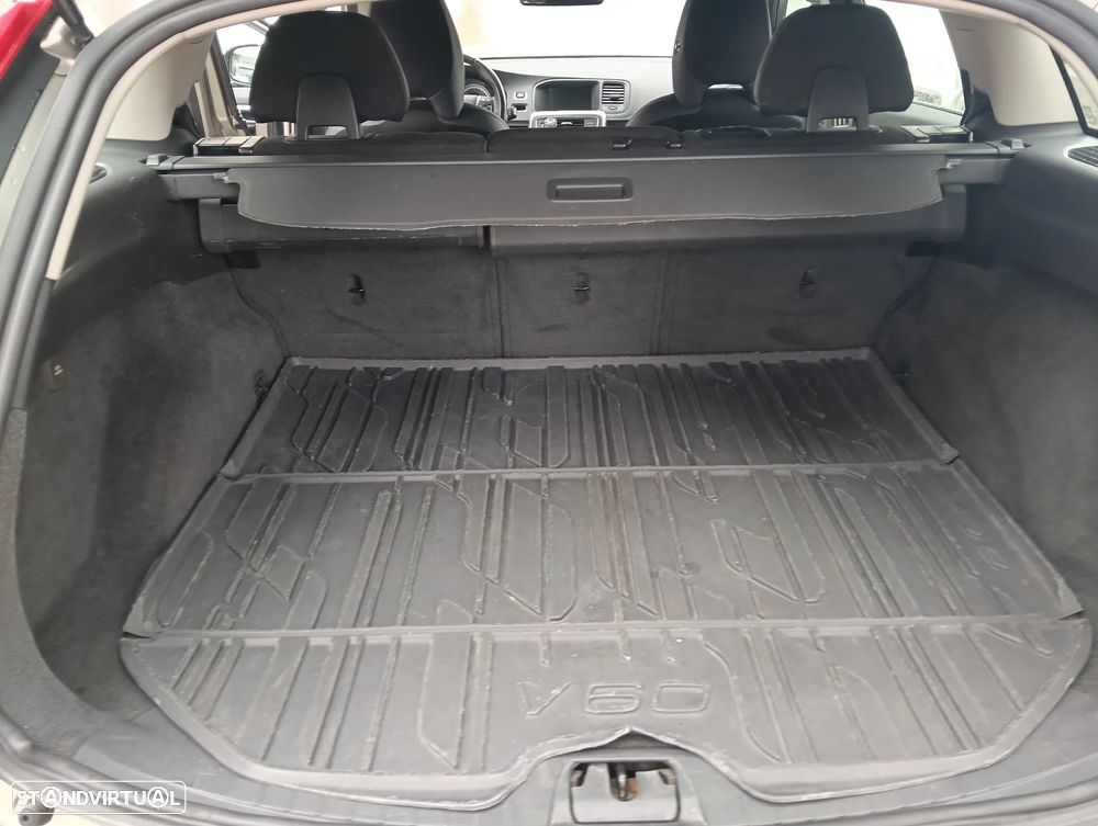 Volvo V60 1.6 D2 Drive Momentum Start/Stop - 20