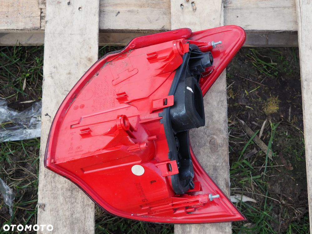 Lampa tył tylna lewa Peugeot 3008 I 968346088 - 3