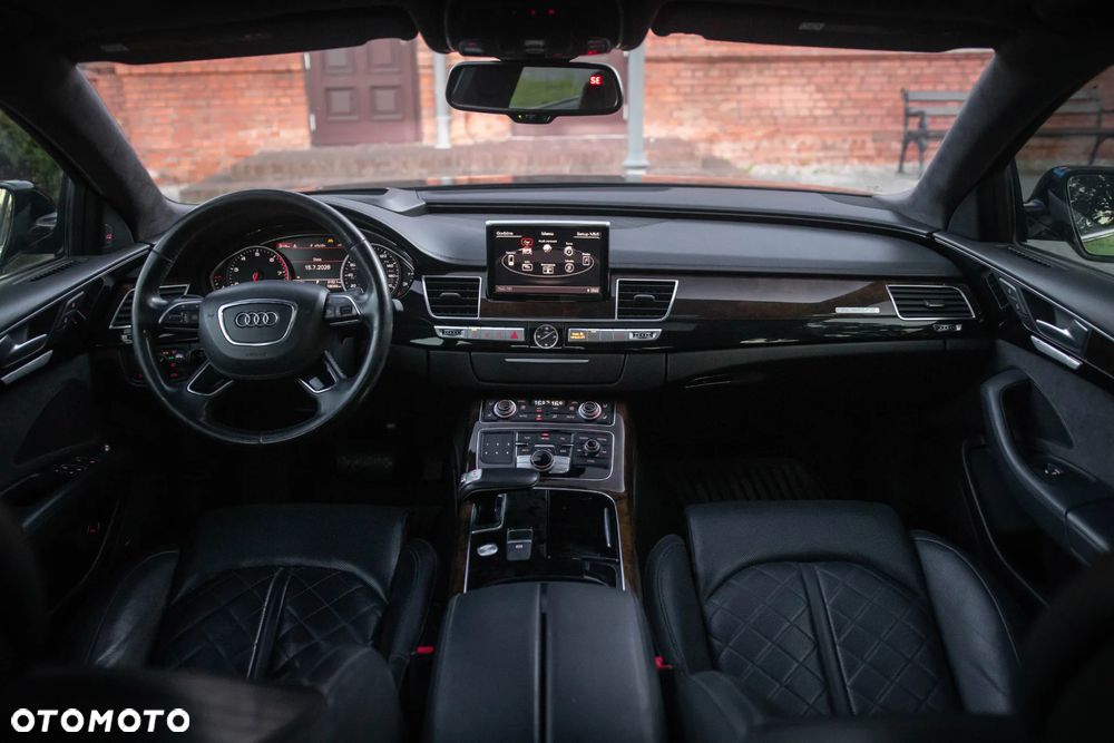 Audi A8 4.0 TFSI cylinder on demand quattro tiptronic Lang - 13