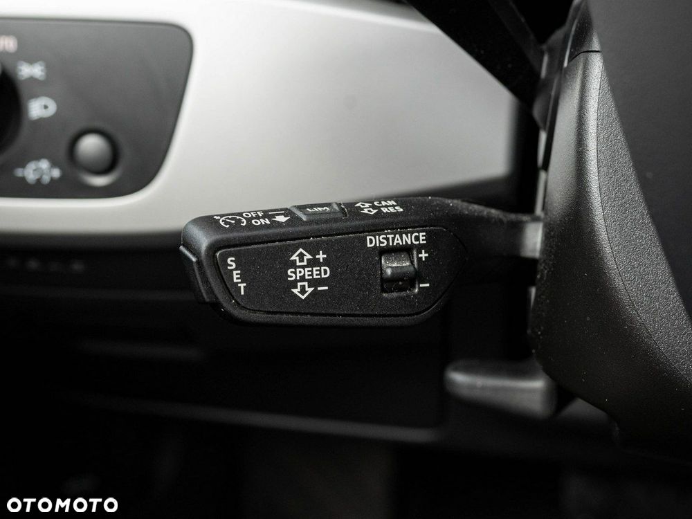 Audi A4 Avant 35 TFSI mHEV S tronic - 16