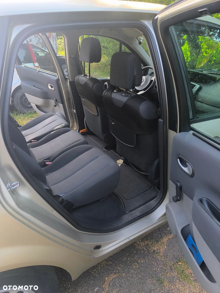 Renault Scenic 1.6 16V Confort Authentique - 14