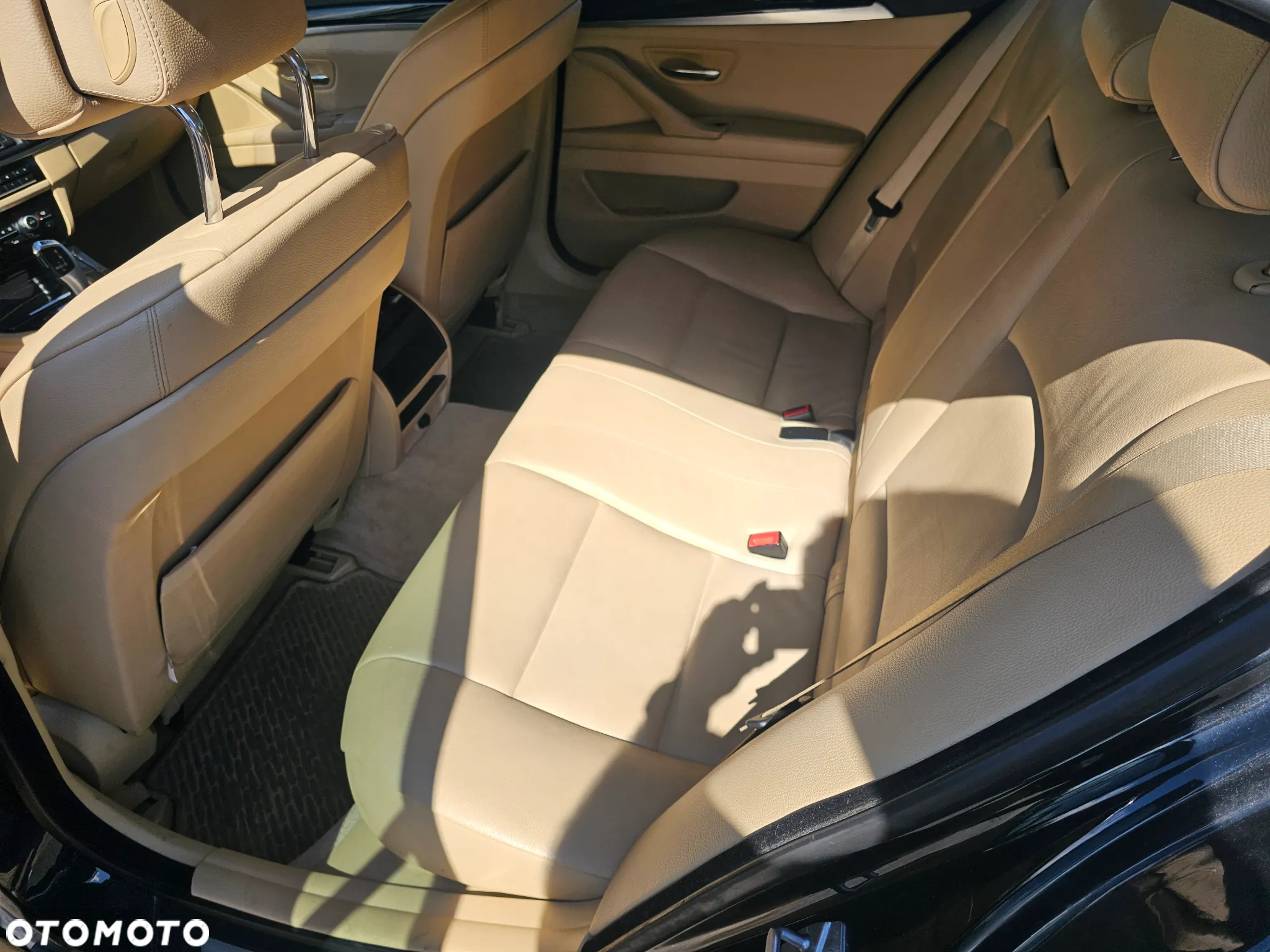 BMW Seria 5 523i - 13