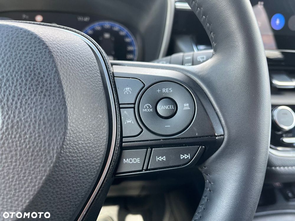 Toyota Corolla 1.8 Hybrid Comfort - 13