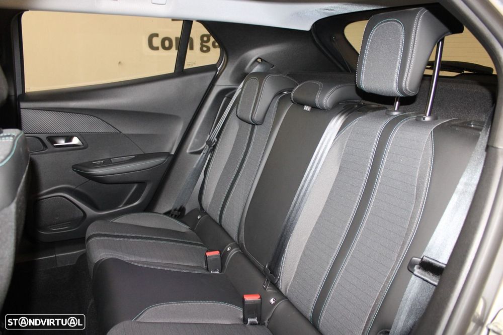 Peugeot e-2008 50 kWh Allure Pack - 5