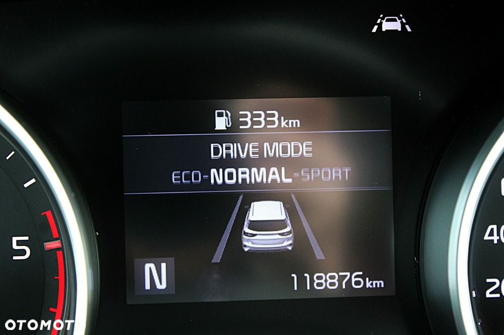 Kia Ceed 1.6 CRDi mHEV M - 24